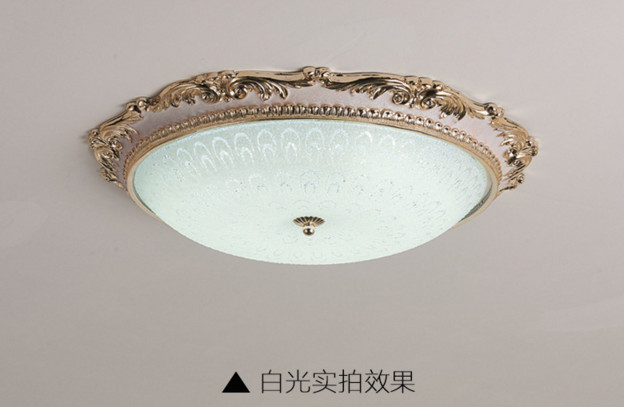 宫廷风格LED吸顶灯